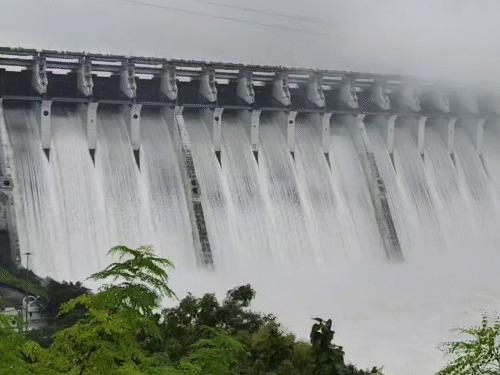 <p><span style="color: rgb(224, 62, 45);" data-mce-style="color: rgb(224, 62, 45);"><strong>World Water Day : </strong></span>શું તમે જાણો છો? નર્મદા પ્રોજેક્ટના કારણે ગુજરાતમાં કેવી રીતે આવ્યો બદલાવ!</p>