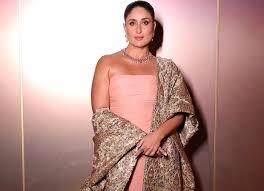 <p><strong>આર.કે. સ્ટુડિયોના પુનરુદ્ધારની અટકળો પર કરીના કપૂરનું પૂર્ણવિરામ: <span style="color: rgb(224, 62, 45);" data-mce-style="color: rgb(224, 62, 45);">કહ્યું....</span></strong></p>