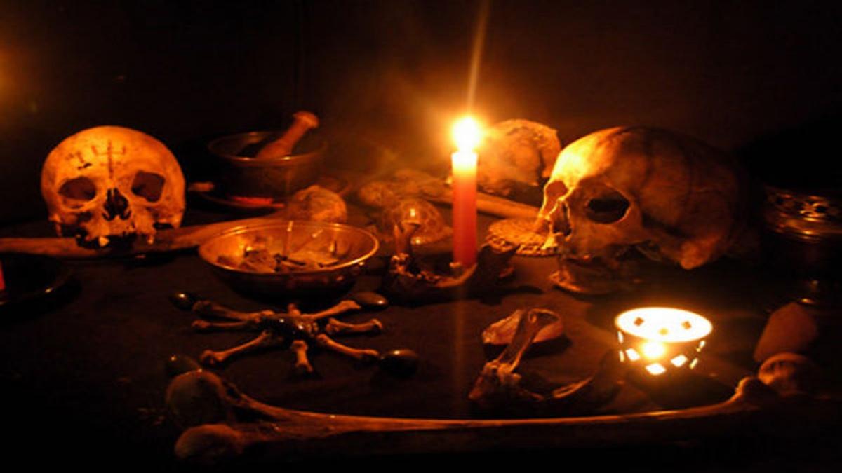 <p>ભરૂચમાં  7 બાળકોના પિતા અને કેનેડિયન OCI કાર્ડ ધરાવતા મૌલવી સામે દુષ્કર્મનો આક્ષેપ, <span style="color: rgb(224, 62, 45);" data-mce-style="color: rgb(224, 62, 45);"><strong>કાળાજાદુ અને ધર્મપરિવર્તન મામલે હાઇકોર્ટમાં સુનાવણી</strong></span></p>