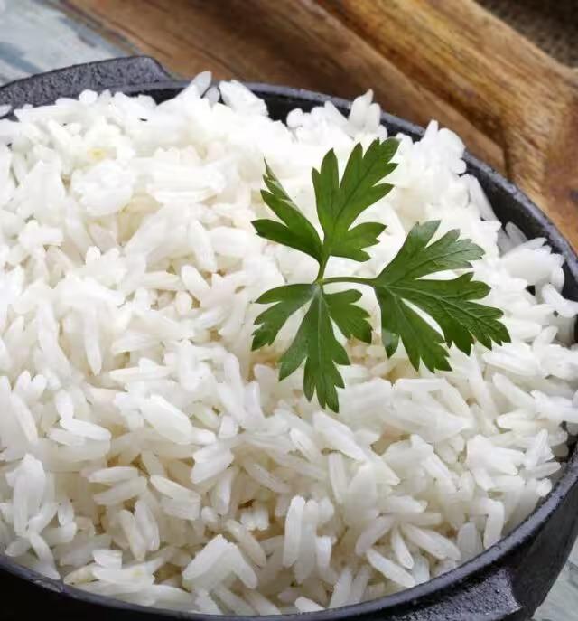 <p>મહેમાનો પણ પૂછશે રીત!<span style="color: rgb(224, 62, 45);" data-mce-style="color: rgb(224, 62, 45);"><strong> હોટલ જેવા ખીલેલા ભાત બનાવવા માટેની બેસ્ટ ટિપ્સ</strong></span></p>