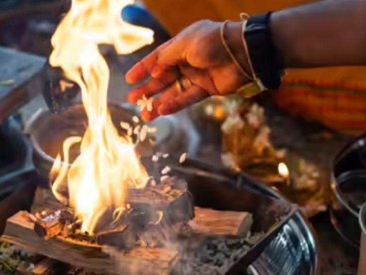 <p><span style="color: rgb(224, 62, 45);" data-mce-style="color: rgb(224, 62, 45);">ચૈત્ર નવરાત્રિના નવમા દિવસે ઘરે કરો હવન</span>, જાણો સંપૂર્ણ વિધિ અને મંત્ર</p>