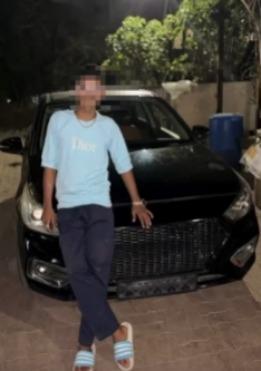 <p><span style="color: rgb(224, 62, 45);" data-mce-style="color: rgb(224, 62, 45);"><strong>રાજકોટના કાલાવડ રોડ પર એક નબીરાનો બેફામ આતંક,</strong></span> અકસ્માત સર્જી કાર ચાલક ફિલ્મી ઢબે રફુચક્કર...</p>