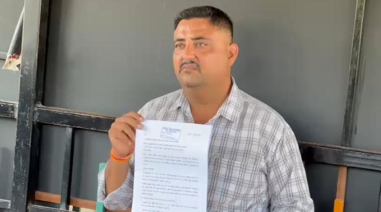 <p><span style="color: rgb(224, 62, 45);" data-mce-style="color: rgb(224, 62, 45);"><strong>રાજકોટ મેયરના પતિ દ્વારા કરવામાં આવેલાં ગેરકાયદે બાંધકામ મુદ્દે મુકુંદ રાવલના આક્ષેપો,</strong></span> RMC અને કલેકટરને કરી રજૂઆત...</p>