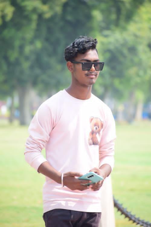 <p>સુરત : <span style="color: rgb(224, 62, 45);" data-mce-style="color: rgb(224, 62, 45);"><strong>અમરોલીમાં સામાન્ય બોલાચાલીએ લીધો 19 વર્ષીય યુવકનો ભોગ, </strong></span>ધારદાર હથિયારના ઘા ઝીંકી કરાઈ કરપીણ હત્યા... </p>