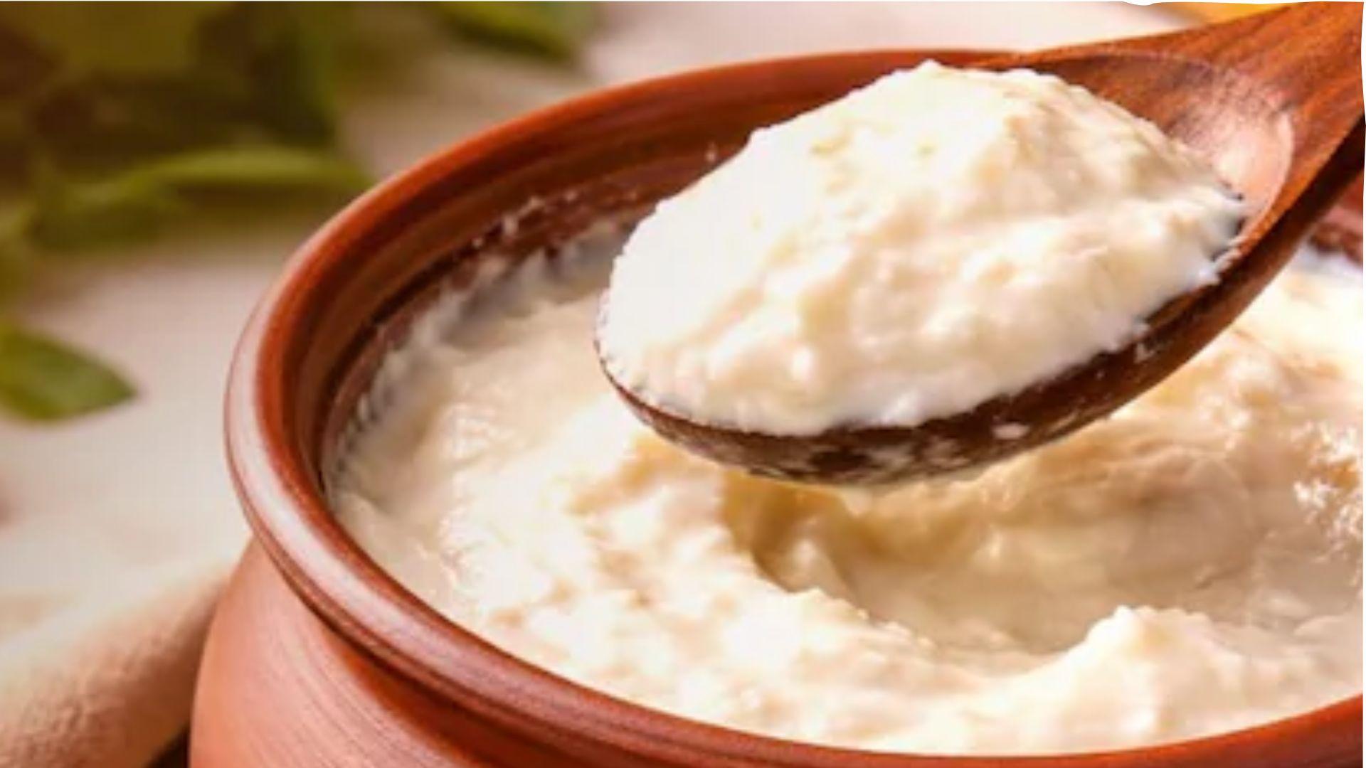 <p><span style="color: rgb(224, 62, 45);" data-mce-style="color: rgb(224, 62, 45);">ઘરે જ 15 મિનિટમાં હલવાઈ જેવું ગાઢું દહીં જમાવો!</span> બજાર જવાની જરૂર નહીં પડે</p>