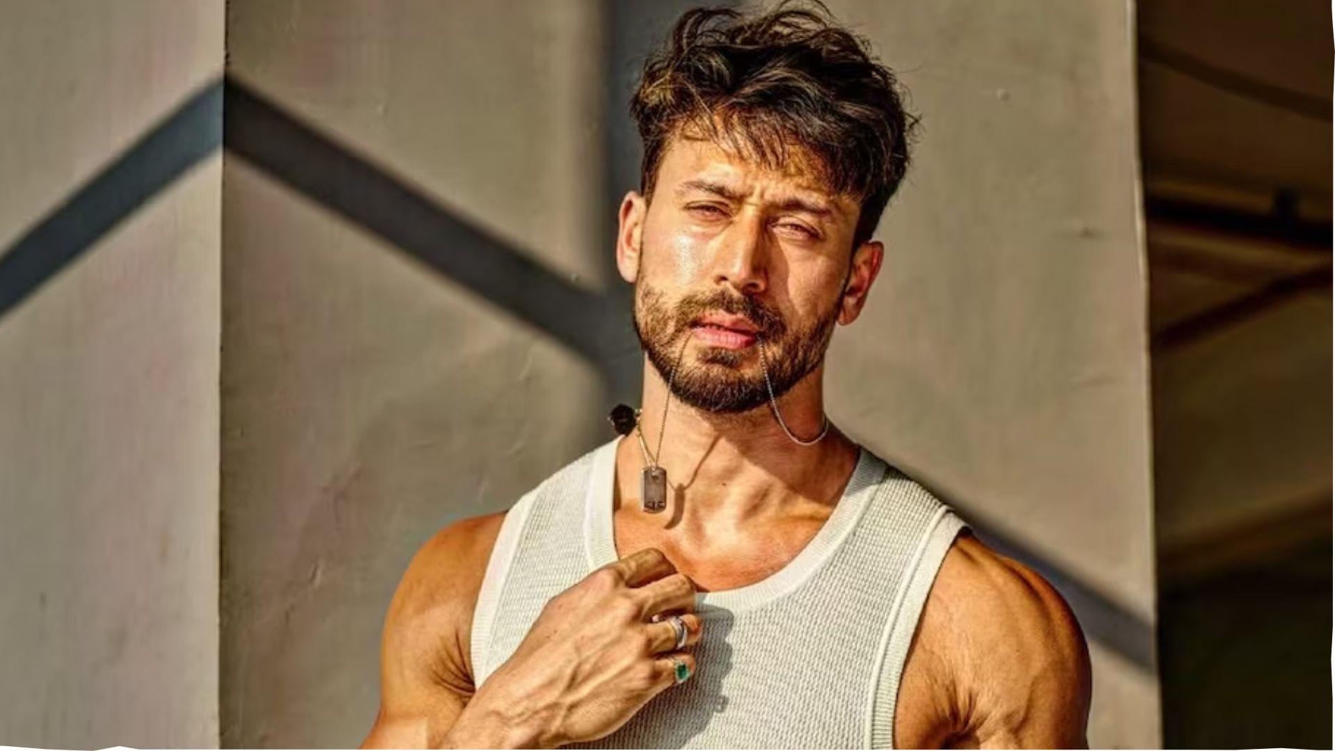 <p><span style="color: rgb(224, 62, 45);" data-mce-style="color: rgb(224, 62, 45);">બોલિવુડના એક્શન હીરોને પણ લાગે છે ફ્લાઈટનો ડર,</span> ટર્બ્યુલન્સમાં કંટ્રોલમાં રહેતું નથી તન-મન</p>