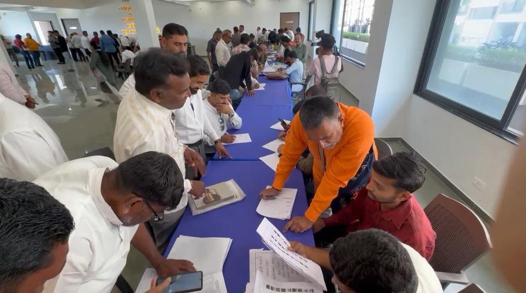 <p><span style="color: rgb(224, 62, 45);" data-mce-style="color: rgb(224, 62, 45);"><strong>રાજકોટમાં મનપાની ચૂંટણીનો જંગ જામ્યો : </strong></span>'કમલમ' ખાતે ભાજપની બે દિવસીય સેન્સ પ્રક્રિયાનો ધમધમાટ શરૂ... </p>