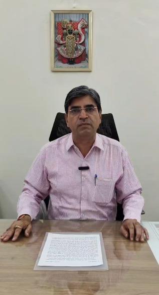 <p><span style="color: rgb(224, 62, 45);" data-mce-style="color: rgb(224, 62, 45);"><strong>રેકોર્ડબ્રેક કમાણી! </strong></span>રાજકોટ રેલવે ડિવિઝને નાણાકીય વર્ષ 2025-26માં રચી દીધો ઇતિહાસ, <span style="color: rgb(224, 62, 45);" data-mce-style="color: rgb(224, 62, 45);"><strong>જાણો આ વર્ષે કેટલા કરોડની કમાણી કરી?</strong></span></p>