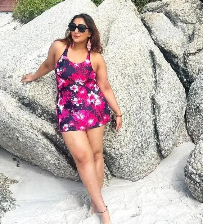 <p><span style="color: rgb(224, 62, 45);" data-mce-style="color: rgb(224, 62, 45);"><strong>'બચ્ચા હે તું મેરા’ ફેમ ફેમસ એક્ટરની દીકરી છે આટલી બોલ્ડ:</strong></span> રાકેશ બેદીની પુત્રીની ગ્લેમરસ લાઈફ, 48 દેશોની કરી ચૂકી છે સફર</p>