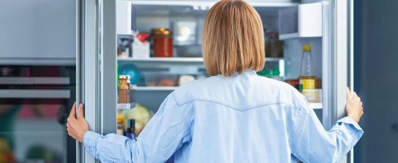 <p><span style="color: rgb(224, 62, 45);" data-mce-style="color: rgb(224, 62, 45);"><strong>રેફ્રિજરેટરની દુર્ગંધથી પરેશાન છો?</strong></span> આ ઘરેલું નુસખા 10 મિનિટમાં ગંધને કરશે ગાયબ!</p>