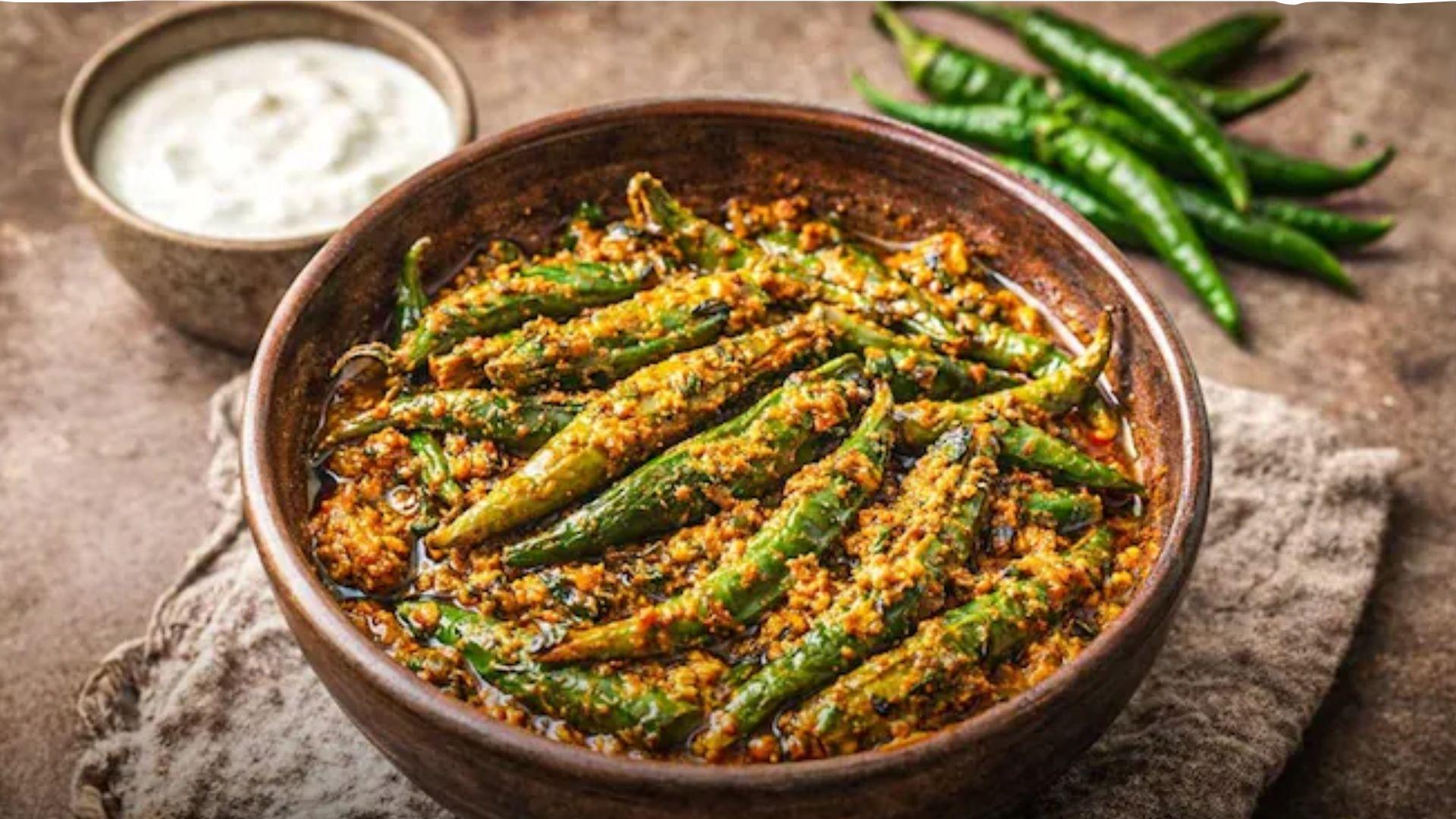 <p><span style="color: rgb(224, 62, 45);" data-mce-style="color: rgb(224, 62, 45);">10 મિનિટમાં તૈયાર કરો રાજસ્થાનની મશહૂર 'દહીં મિર્ચી',</span> ગરમીમાં ખાવાનો મજો બમણો વધી જશે, નોંધ કરો રેસિપી</p>