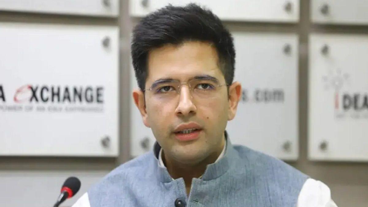 <p><span style="color: rgb(224, 62, 45);" data-mce-style="color: rgb(224, 62, 45);"><strong>AAPમાં રાઘવ ચઢ્ઢા વિરુદ્ધ 'સમોસા વોર': </strong></span>શું ખરેખર નાસ્તાના ભાવ મુદ્દે જ ફાટા પડ્યા કે પછી સ્ટોરી કંઈક બીજી જ છે?</p>