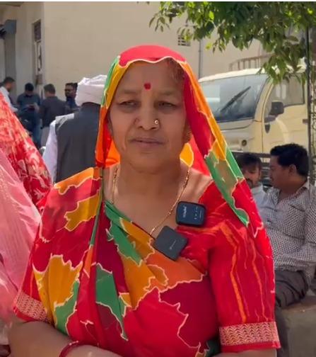 <p><span style="color: rgb(224, 62, 45);" data-mce-style="color: rgb(224, 62, 45);"><strong>રાજકોટમાં ભાજપના પૂર્વ કોર્પોરેટર દેવુબેન જાદવ કોંગ્રેસમાં જોડાયા; </strong></span>આવાસ યોજના કૌભાંડમાં ભાજપે સસ્પેન્ડ કર્યા હતાં...</p>