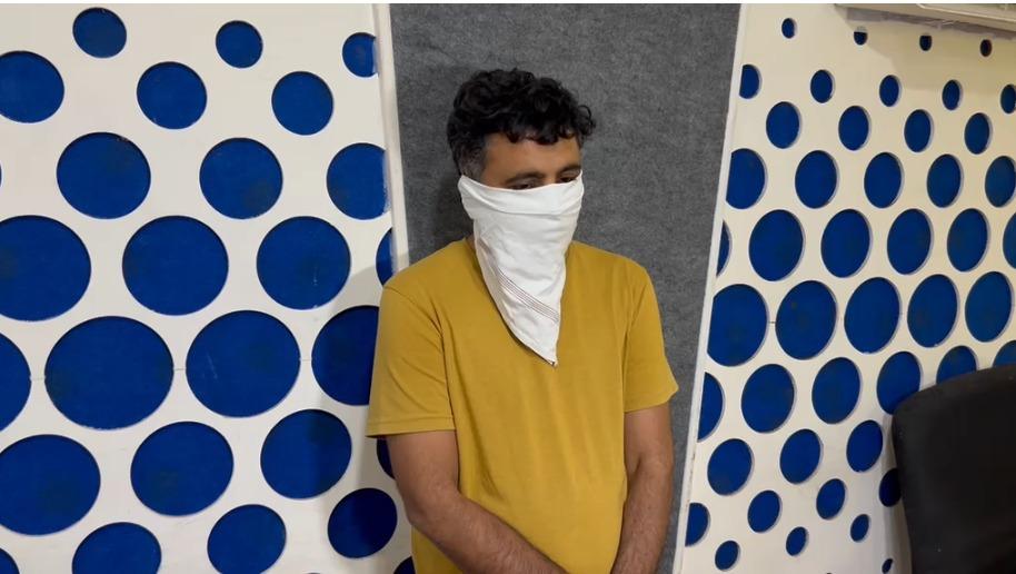 <p><span style="color: rgb(224, 62, 45);" data-mce-style="color: rgb(224, 62, 45);"><strong>રાજકોટ ગ્રામ્ય સાયબર સેલનું 'ઓપરેશન મ્યૂલ હન્ટ' : </strong></span>1500 કરોડના દેશવ્યાપી નાણાકીય કૌભાંડનો પર્દાફાશ, <strong>વધુ એક આરોપી જેલહવાલે... </strong></p>