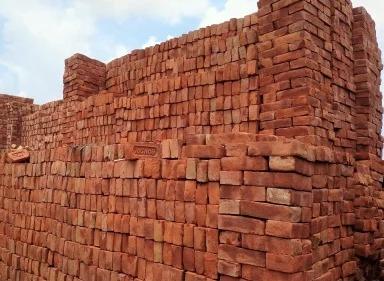 <p><span style="color: rgb(224, 62, 45);" data-mce-style="color: rgb(224, 62, 45);"><strong>અમદાવાદમાં કાળજું કંપાવતી ઘટના:</strong></span> ટ્રેક્ટર નીચે કચડાતા માસૂમ બાળકનું મોત, અકસ્માત સર્જી ચાલક થયો ફરાર</p>