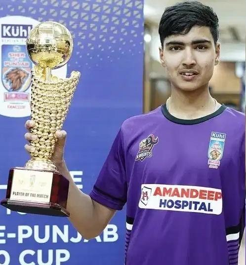 <p><span style="color: rgb(224, 62, 45);" data-mce-style="color: rgb(224, 62, 45);"><strong>કોણ છે રાહુલ કુમાર? </strong></span>જેની બેટિંગ જોઈને દિગ્ગજ યુવરાજ સિંહને યાદ આવી ગયો વૈભવ સૂર્યવંશી!</p>