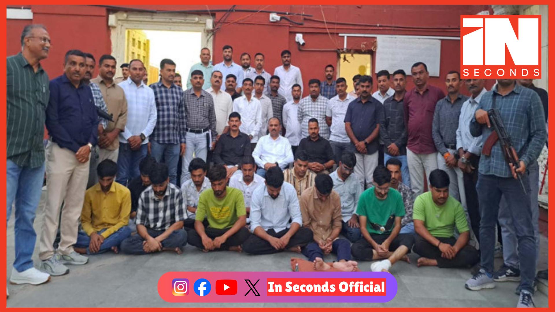 <p><strong><span style="color: rgb(224, 62, 45);" data-mce-style="color: rgb(224, 62, 45);">જામનગરમાં ચૂંટણી પૂર્વે બે પૂર્વ કોર્પોરેટર સહિત 29 શખ્સો સામે ‘ગુજસીટોક’ હેઠળ ગુનો નોંધાયો, </span>અસલમ ખીલજી ગેંગના 13 શખ્સોની ધરપકડ</strong></p>