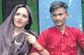 <p><span style="color: rgb(224, 62, 45);" data-mce-style="color: rgb(224, 62, 45);"><strong>પાકિસ્તાનથી આવેલી સીમા હૈદરનો સનાતન પ્રેમ કે વિવાદ? </strong></span>'અમે 6 બાળકો આપ્યા, તમે 3 તો કરો' - સીમાનું નિવેદન ચર્ચામાં</p>