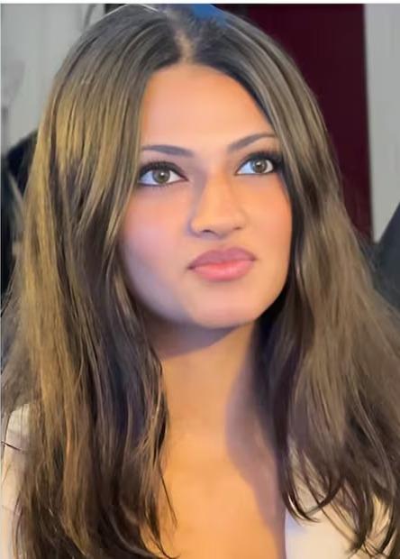 <p><span style="color: rgb(230, 126, 35);"><strong><span style="color: rgb(224, 62, 45);">જાણે આકાશમાંથી ઉતરી પરી!</span> </strong></span>નવાઝની લાડલી શોરાના લેટેસ્ટ ફોટા વાયરલ, ફેન્સ બોલ્યા- 'તદ્દન પિતા જેવી આંખો'</p>