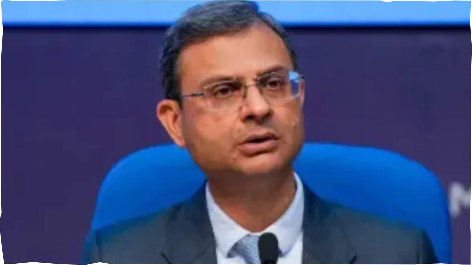 <p><span style="color: rgb(224, 62, 45);" data-mce-style="color: rgb(224, 62, 45);">સસ્તી લોનનો દૌર ચાલુ રહેશે,</span> વિકાસ દર પર અસરની આશંકા; આરબીઆઈ ગવર્નરે અને શું કહ્યું?</p>