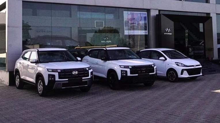 <p><span style="color: rgb(224, 62, 45);" data-mce-style="color: rgb(224, 62, 45);"><strong>ઓટો સેક્ટરમાં ભાવ વધારાની હોડ!</strong></span> ટાટા બાદ હવે 'Hyundai'ની કાર માટે પણ ખર્ચવા પડશે વધુ રૂપિયા!</p>