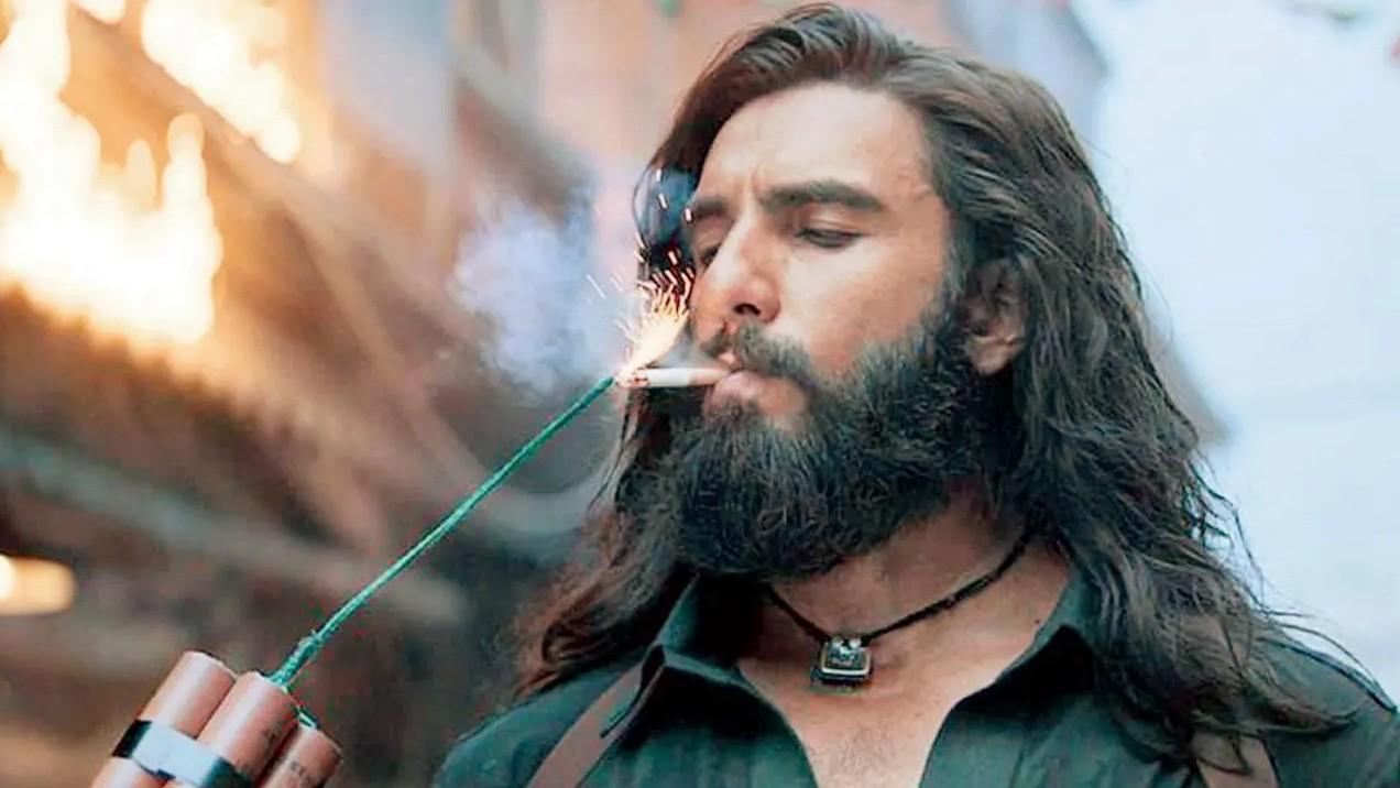 <p><span style="color: rgb(224, 62, 45);" data-mce-style="color: rgb(224, 62, 45);"><strong>ધુરંધર 2ની ધમાલ:</strong></span> 21મા દિવસે પણ બોક્સ ઓફિસ પર રણવીર સિંહનું રાજ!</p>