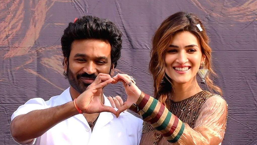 <p><span style="color: rgb(224, 62, 45);" data-mce-style="color: rgb(224, 62, 45);"><strong>ફરી જામશે ધનુષ-ક્રિતીની જોડી:</strong></span> આનંદ એલ. રાય વધુ એક રોમેન્ટિક ફિલ્મ માટે તૈયાર, સ્ક્રિપ્ટ સાંભળતા જ કલાકારોએ આપી લીલીઝંડી</p>