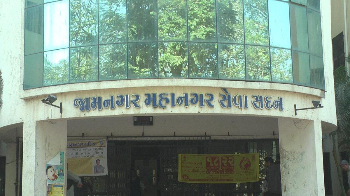 <p><span style="color: rgb(224, 62, 45);" data-mce-style="color: rgb(224, 62, 45);"><strong>જામનગરના રાજકારણમાં નવો ઇતિહાસ:</strong></span> 'ગુજસીટોક'ના ત્રણ આરોપીઓ મનપા ચૂંટણીના જંગમાં!</p>