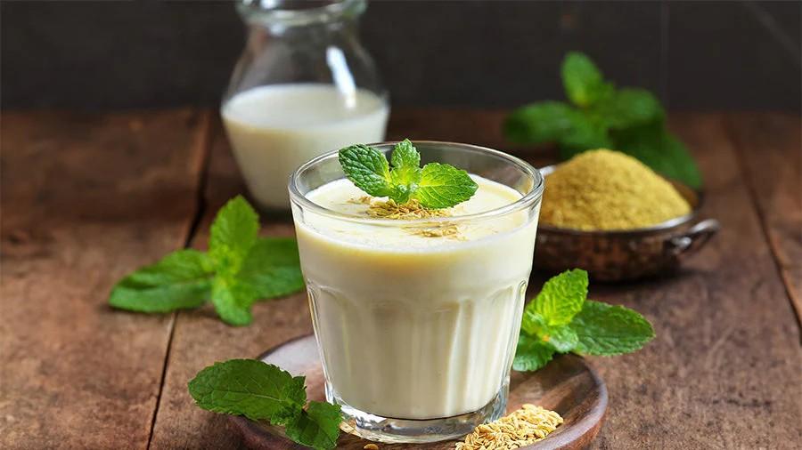 <p><span style="color: rgb(224, 62, 45);" data-mce-style="color: rgb(224, 62, 45);"><strong>અમૃત સમાન છાશ</strong></span> પણ આ લોકો માટે છે નુકસાનકારક, સેવન કરતા પહેલાં વાંચી લો....</p>