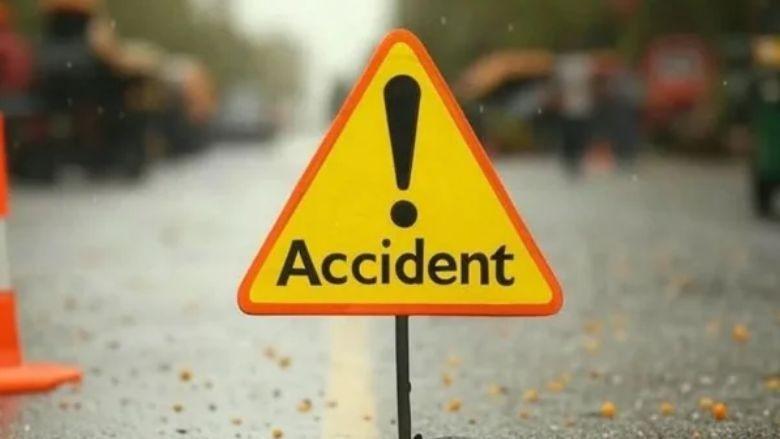 <p><span style="color: rgb(224, 62, 45);" data-mce-style="color: rgb(224, 62, 45);"><strong>છત્તીસગઢના કાંકેરમાં કાળમુખો</strong> <strong>અકસ્માત</strong></span><strong>: </strong>2 કાર વચ્ચેની ટક્કરમાં માસૂમ બાળક સહિત 6નાં કરુણ મોત</p>