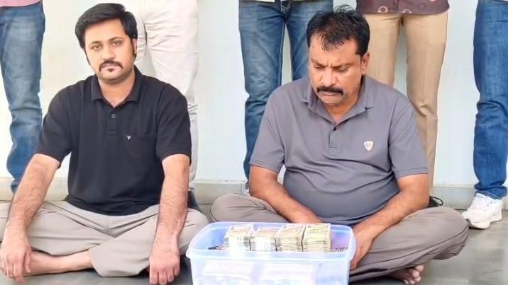 <p><span style="color: rgb(224, 62, 45);" data-mce-style="color: rgb(224, 62, 45);"><strong>ફેસબુકની પોસ્ટ જોઈ વેપારી લલચાયા,</strong></span> 'સેટિંગ'ના નામે ઠગબાજોએ આચરી લાખોની છેતરપિંડી, <strong>પશ્ચિમ કચ્છ LCBએ રોકડ સાથે બે શખ્સોને દબોચ્યા...</strong></p>