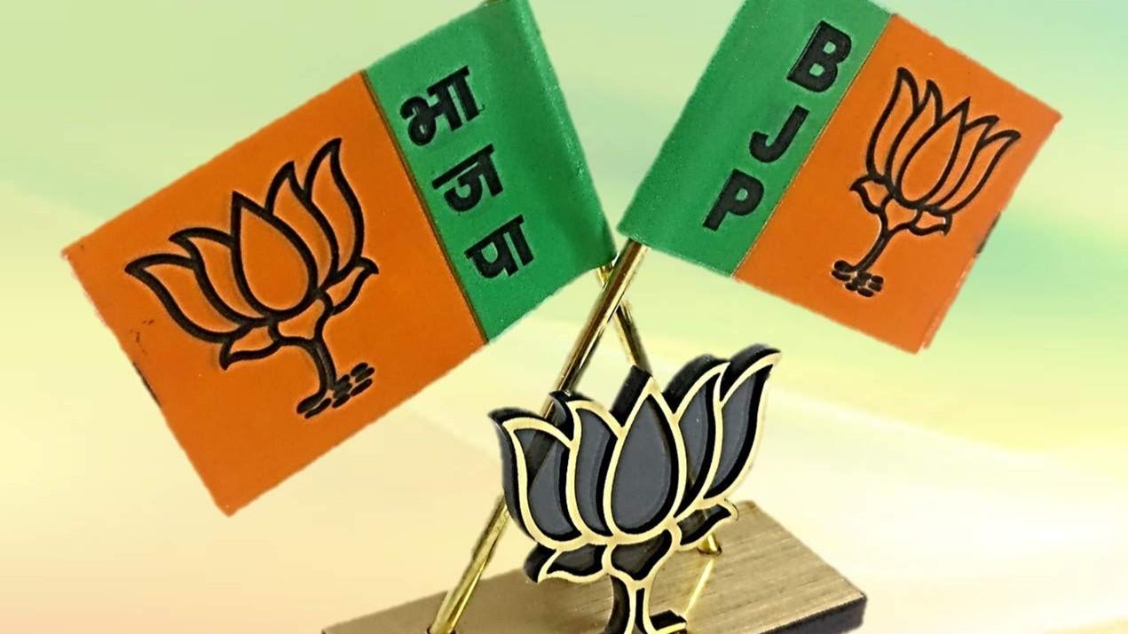 <p><span style="color: rgb(224, 62, 45);" data-mce-style="color: rgb(224, 62, 45);"><strong>ચૂંટણી જંગ હવે જામશે: </strong></span>આણંદ મહાનગરપાલિકામાં ભાજપે 52 ઉમેદવારો સાથે ફૂંક્યું ચૂંટણી બ્યુગલ</p>